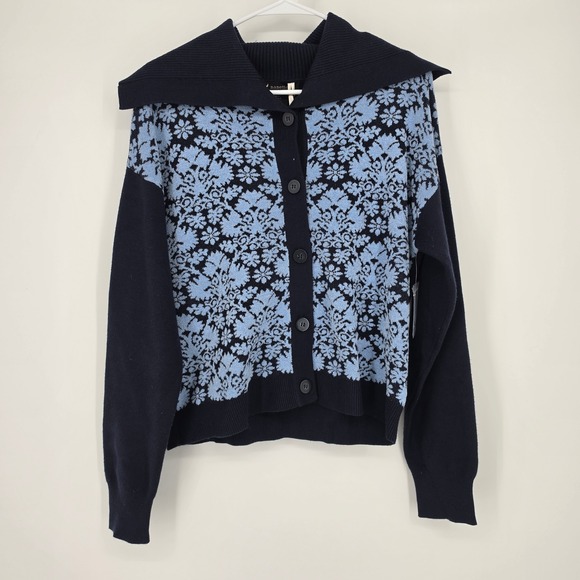 Nanette Lepore Sweaters - Nanette Lepore Cardigan Sweater Large Navy Blue Floral Damask Cottagecore